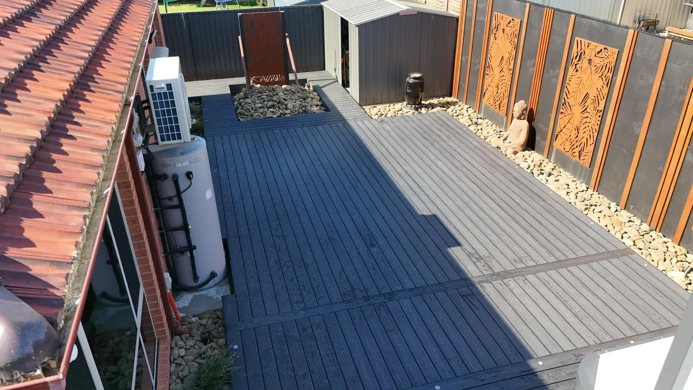Hampton - Hardwood Deck